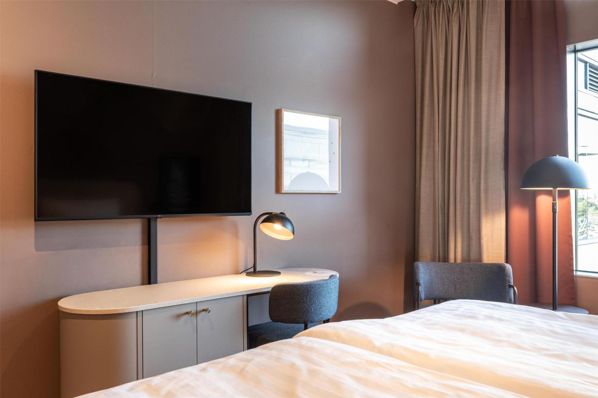 Standard Zimmer mit Kingsize-Bett