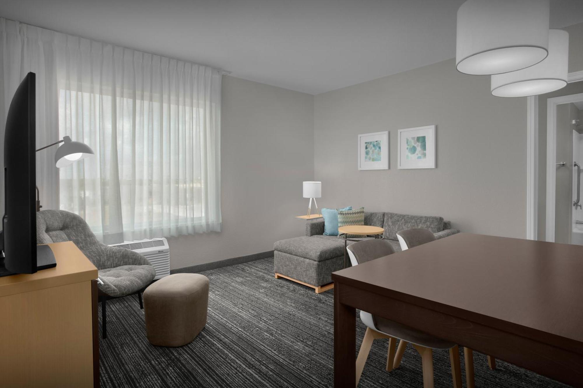 Two-Bedroom Suite,1706880131:JPEG