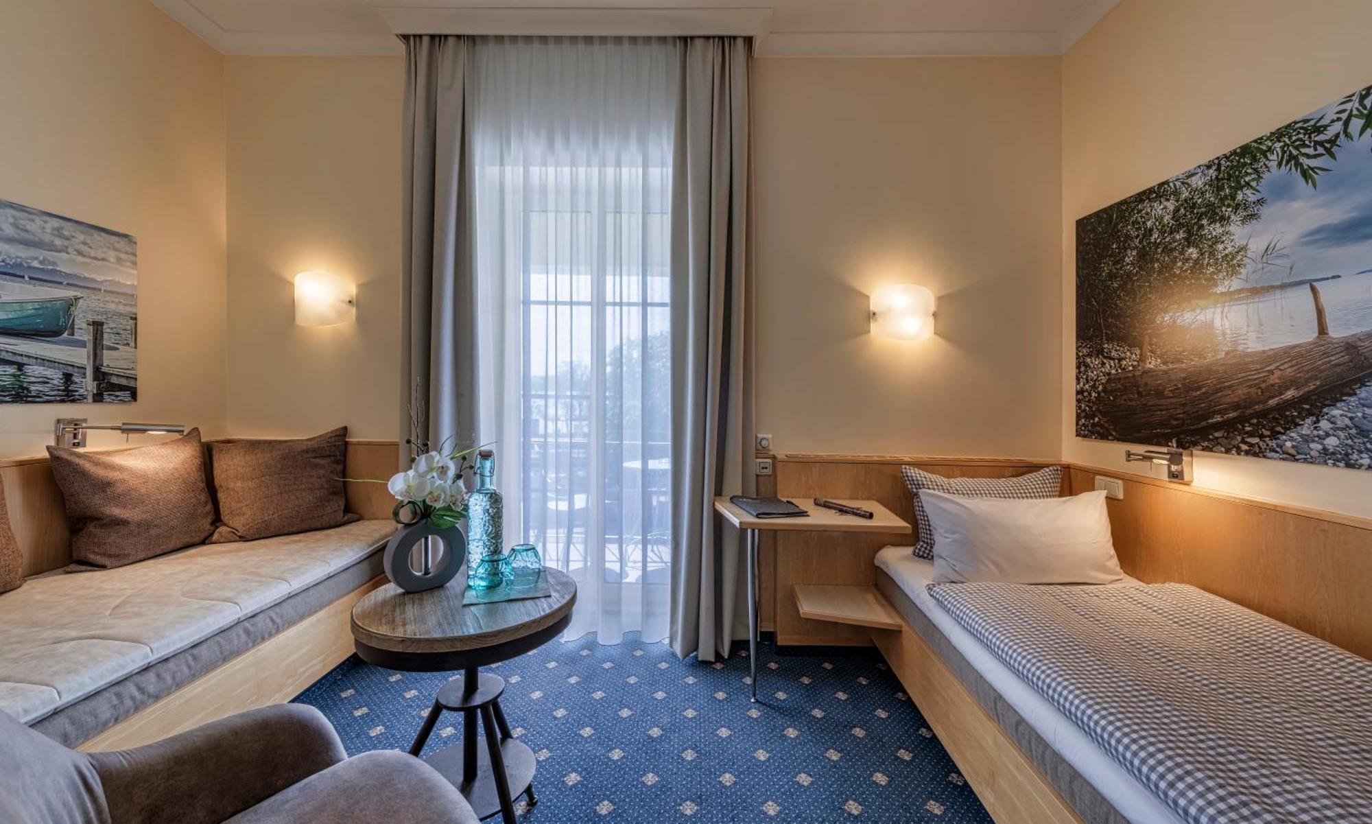 Small Double or Twin Room,1769512587:JPEG