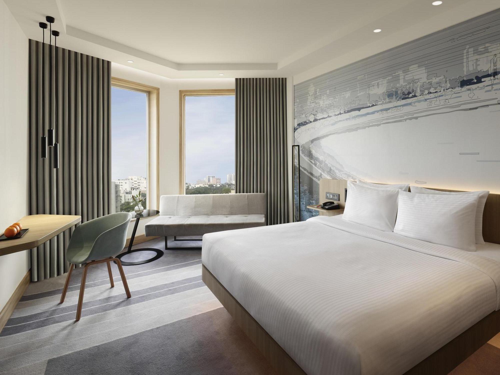 Superior King Room with City View,1730024254:JPEG