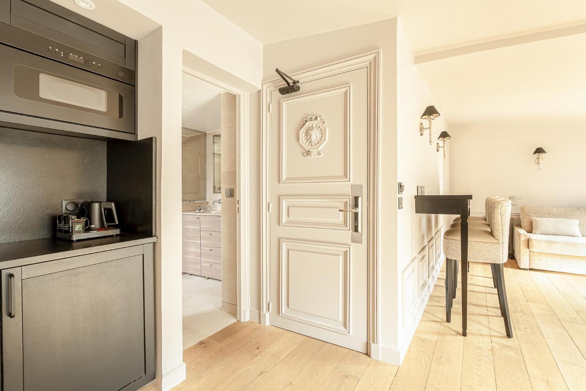 Deluxe Suite,1722894757:JPEG