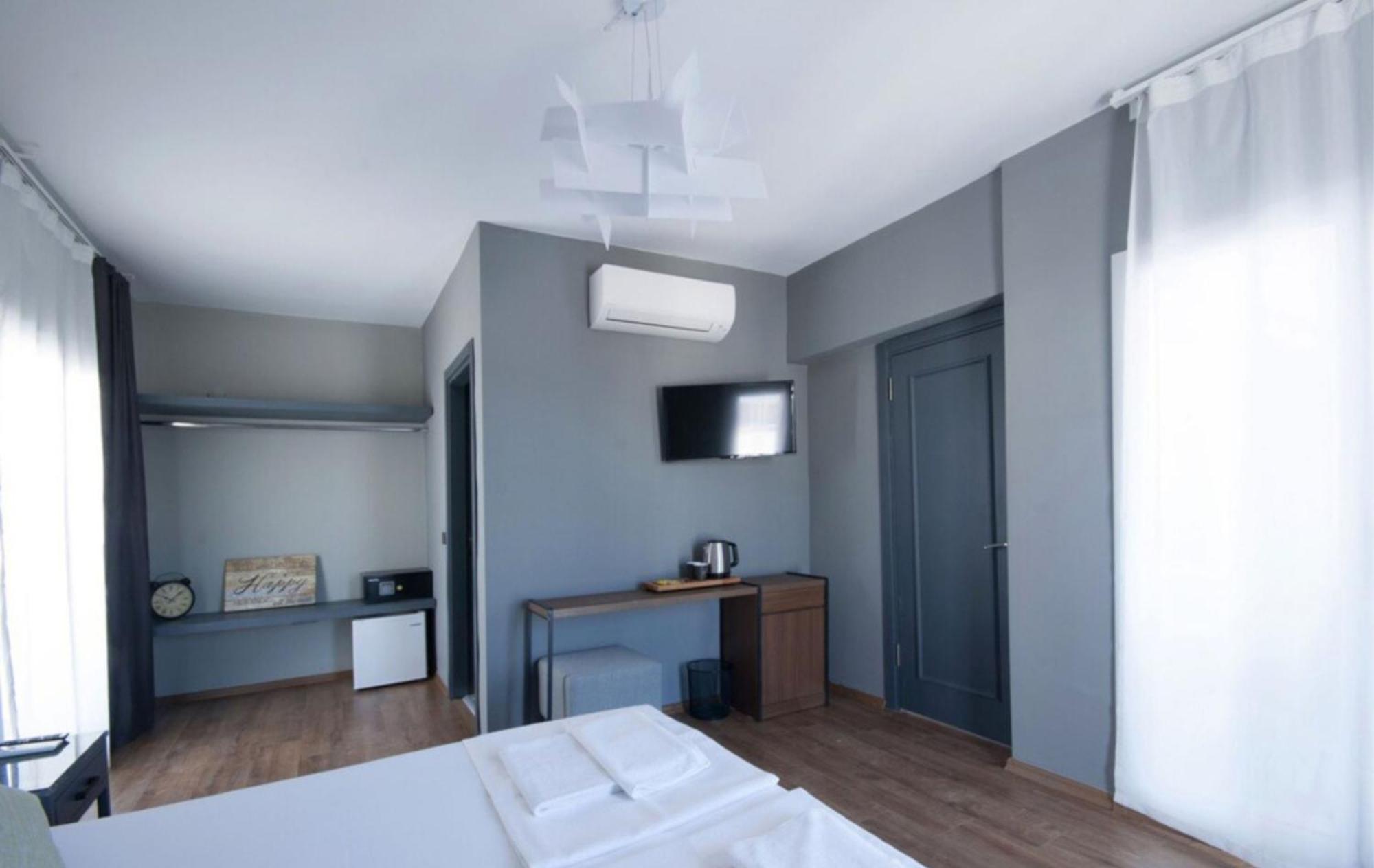 Suite with Sea View,1739998675:JPEG