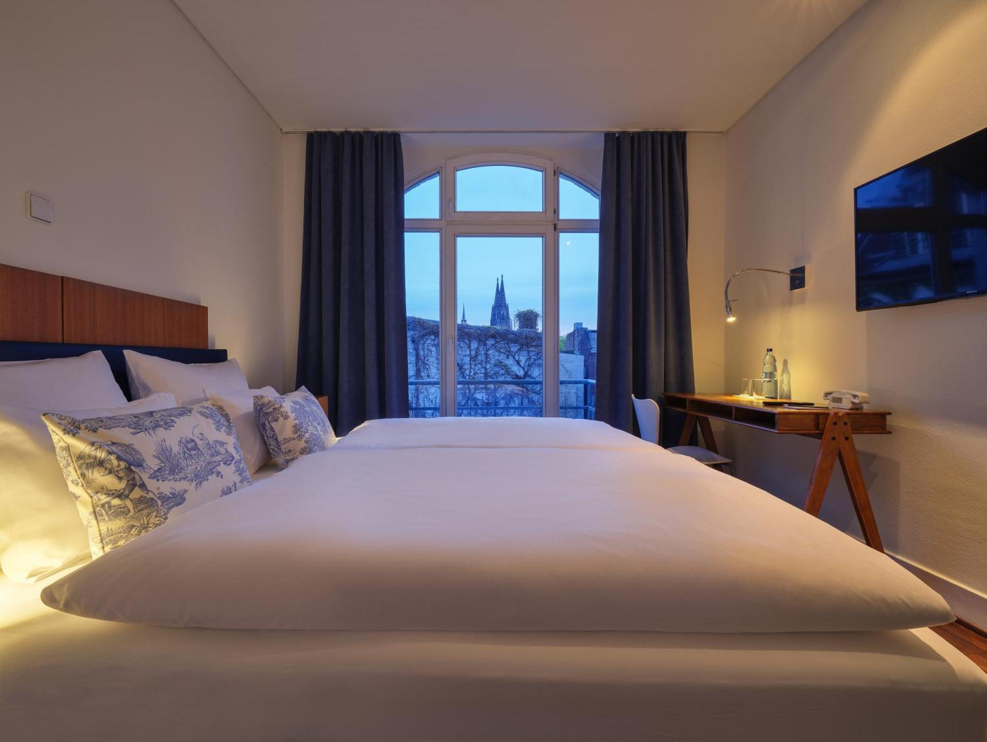 Standard Double Room,1742568747:JPEG