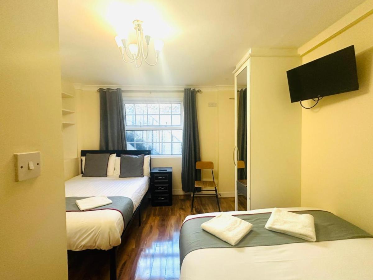 Quadruple Room,1743116141:JPEG