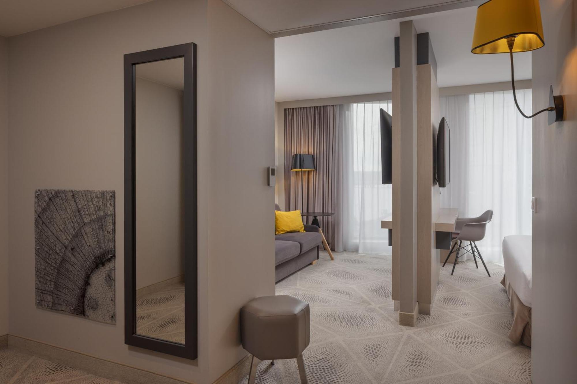 Junior Suite,1743167137:JPEG