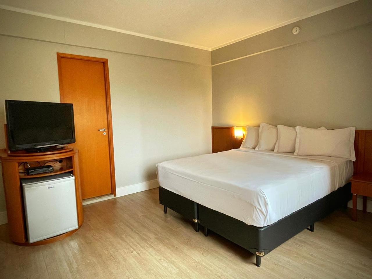 Double Room,1746838415:JPEG
