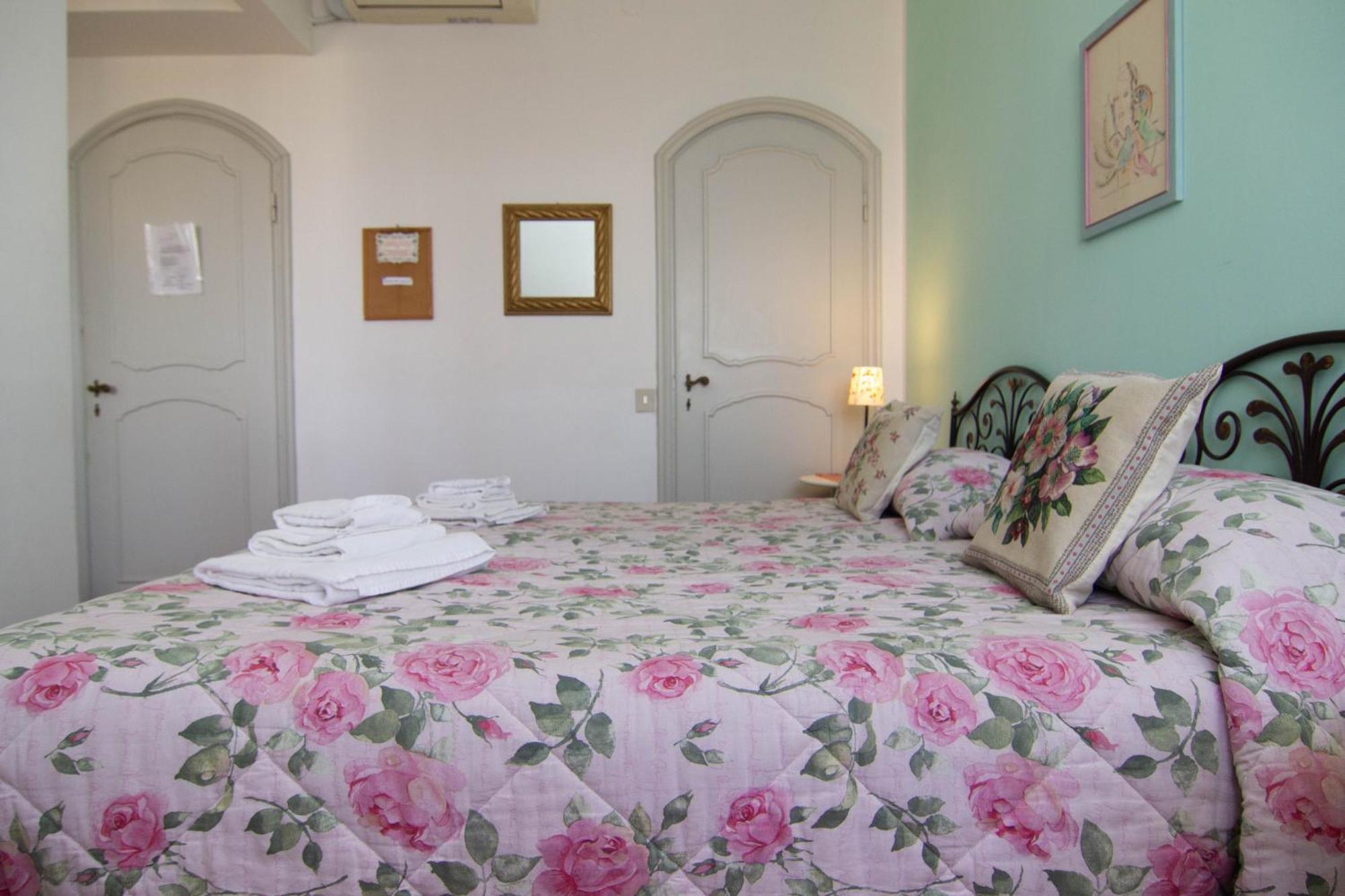 Comfort Quadruple Room,1758550013:JPEG