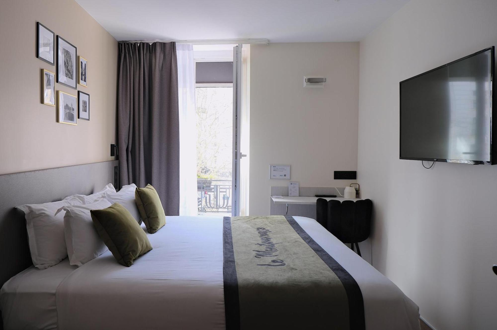 Classic Double Room