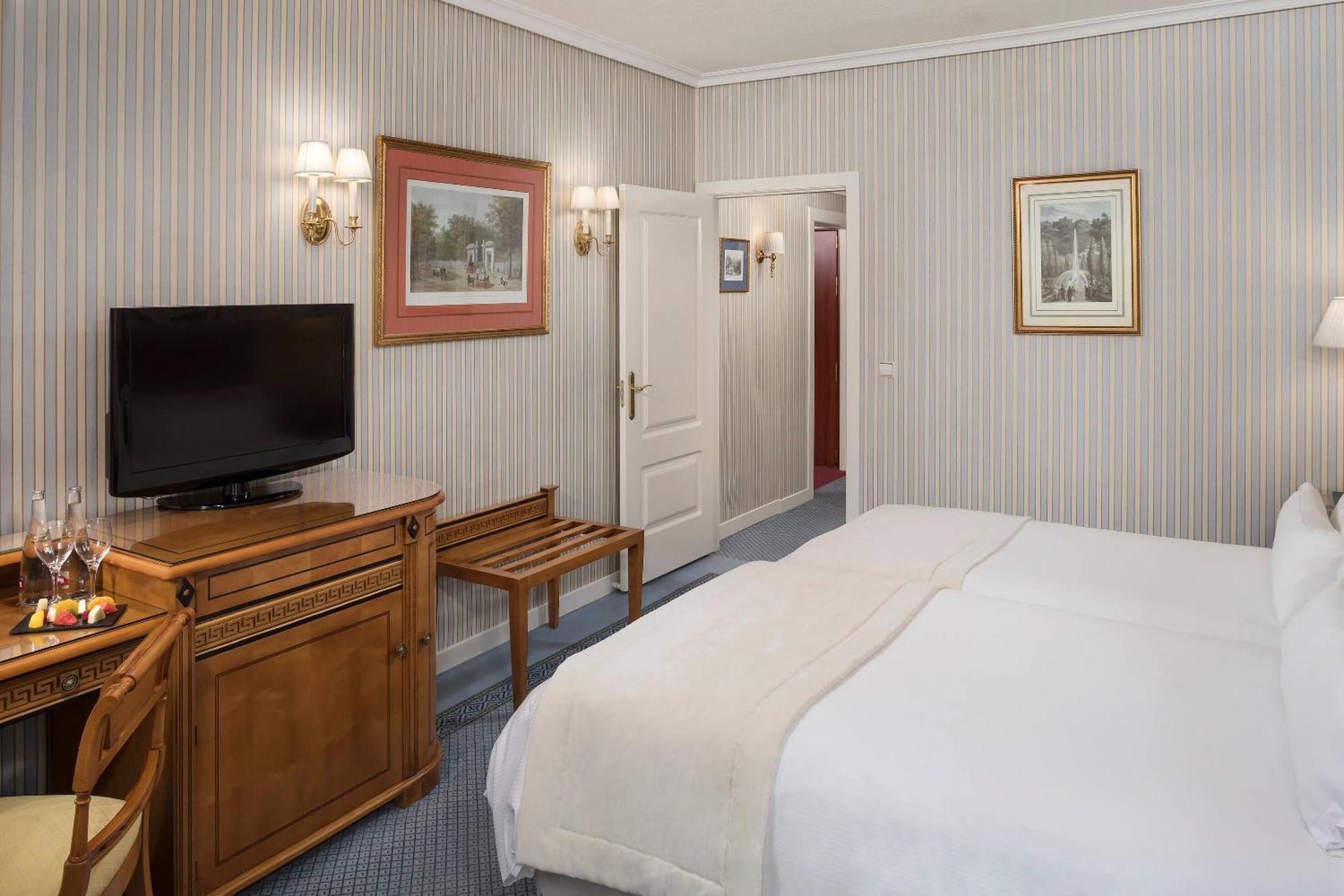 Classic Double or Twin Room,1771495280:JPEG
