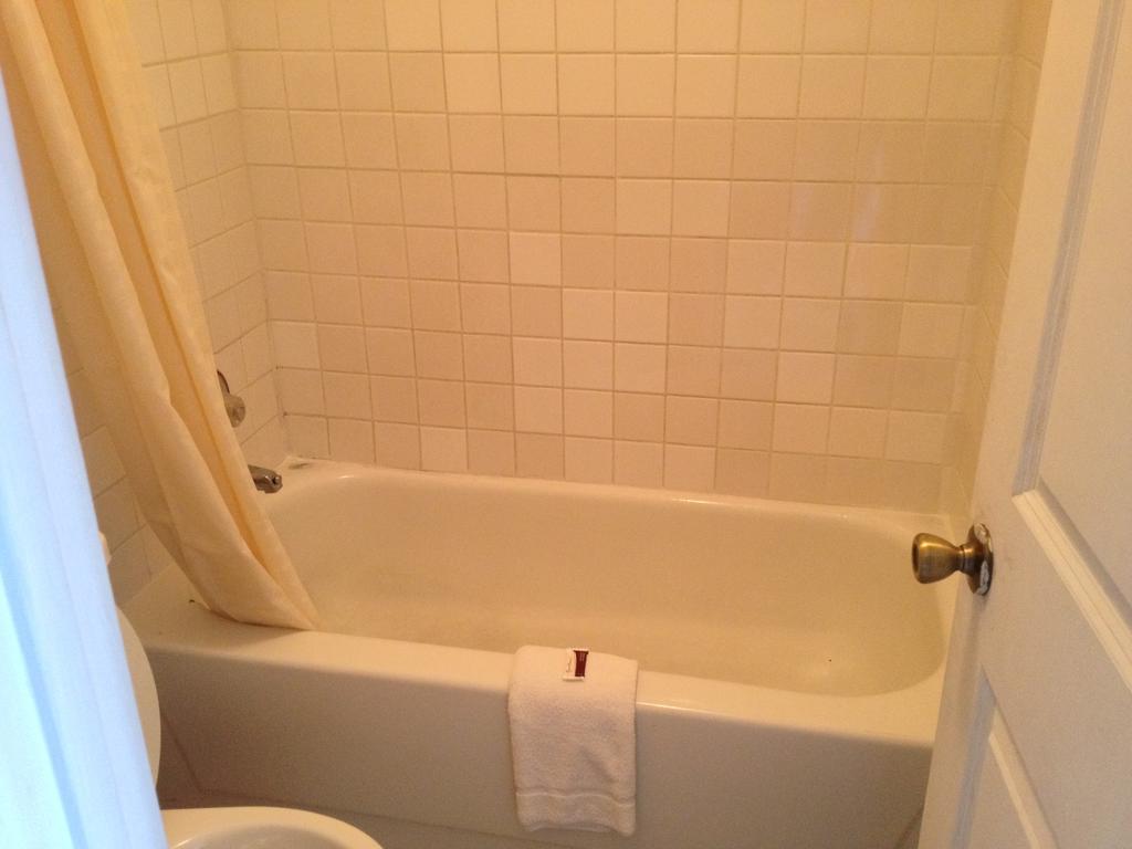 Standard Queen Room,202112485:JPEG