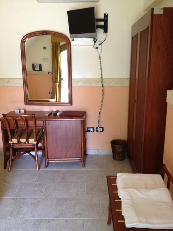Single Room,1499504446:JPEG