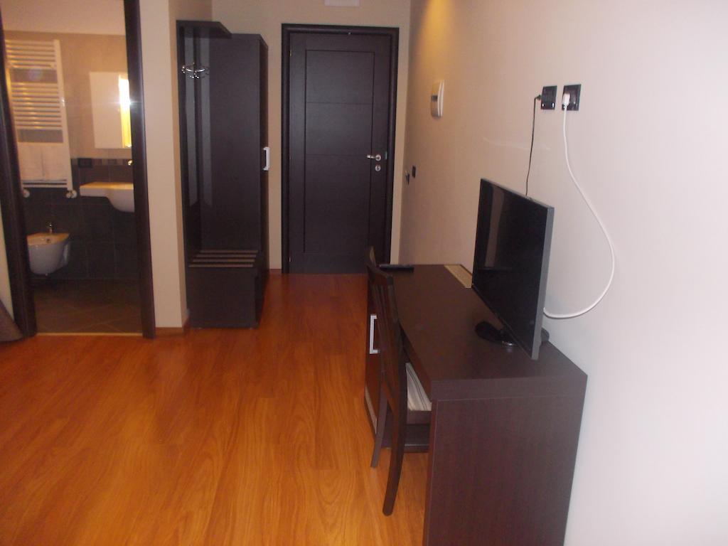 Triple Room,146887796:JPEG