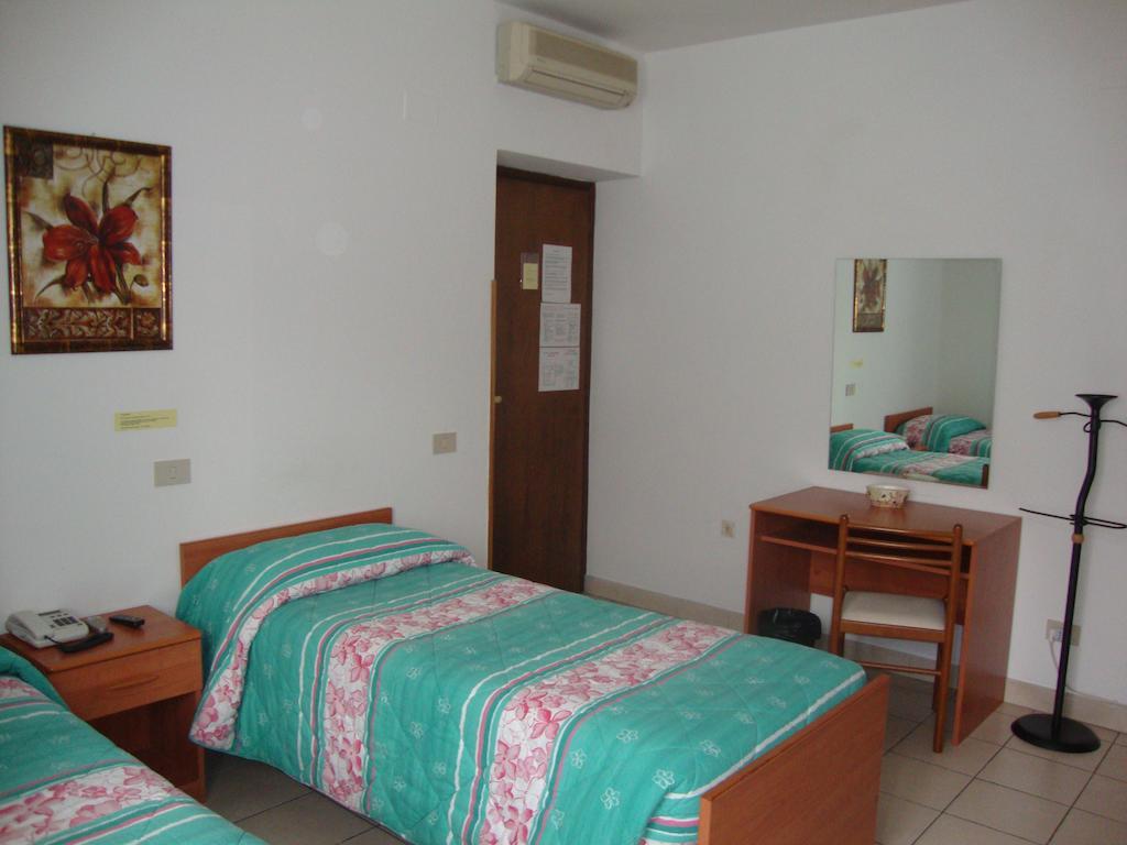 Twin Room with Bathroom,247253921:JPEG
