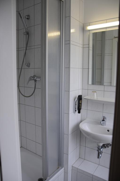 Double Room,1566925013:JPEG