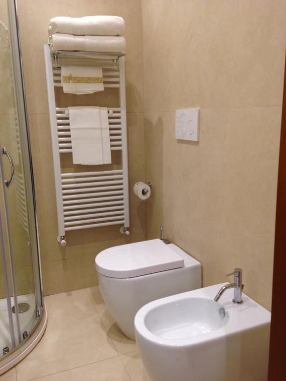 Classic Triple Room,253261273:JPEG