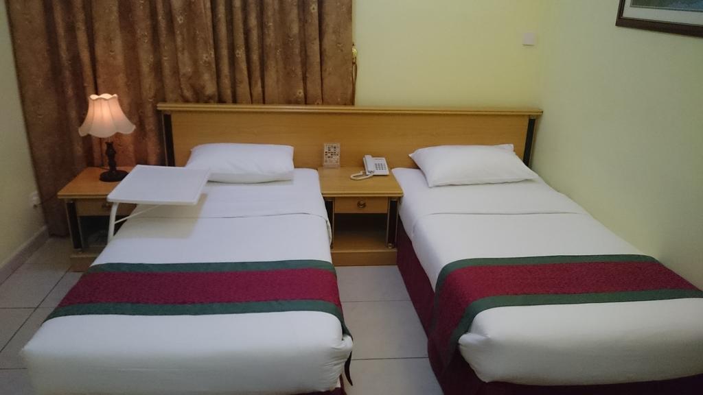 Twin Room,631075356:JPEG