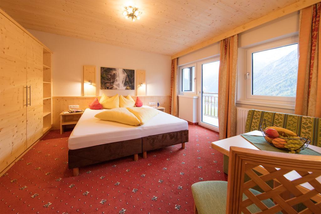 Double Room,318875509:JPEG