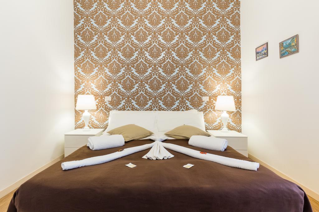 Double Room,342539533:JPEG