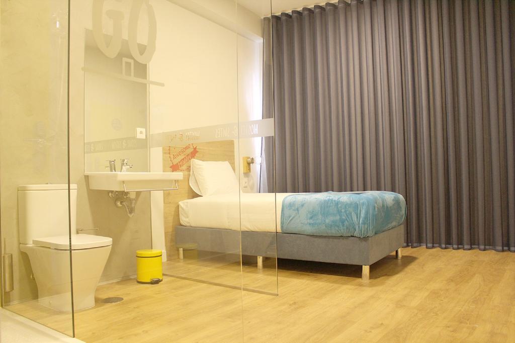 Single Room Private Bathroom,362603320:JPEG
