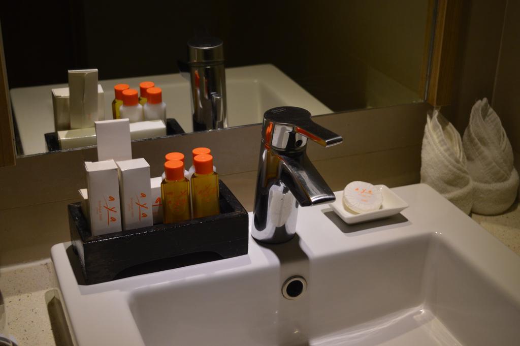 Deluxe King Room,1274149483:JPEG