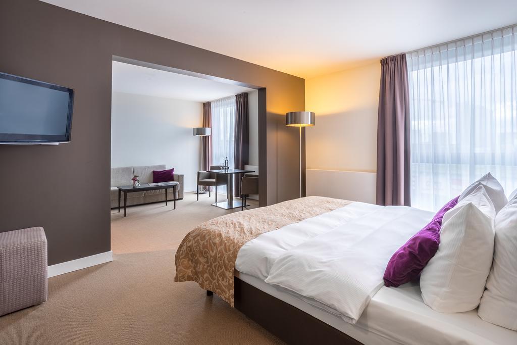 Junior Suite,1687457974:JPEG