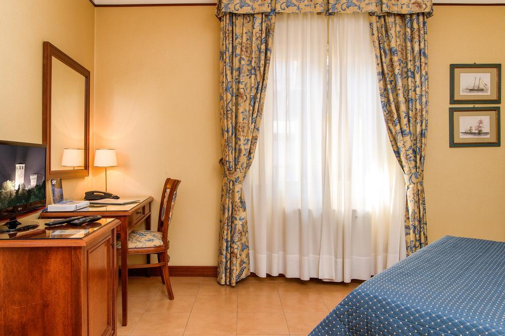 Economy Double or Twin Room,1542651952:JPEG