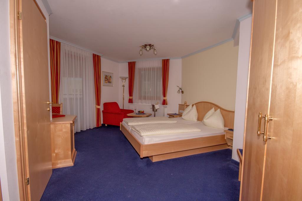 Double Room Balcony,1499655679:JPEG