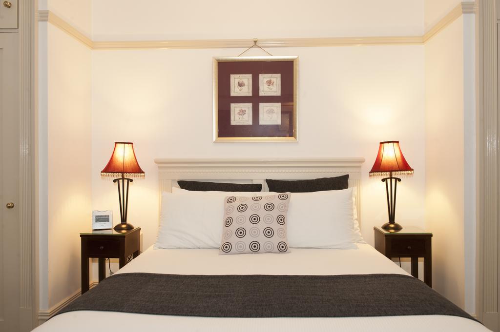 Executive Queen Room,684220755:JPEG