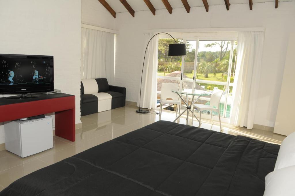 Standard Quadruple Suite,441258960:JPEG