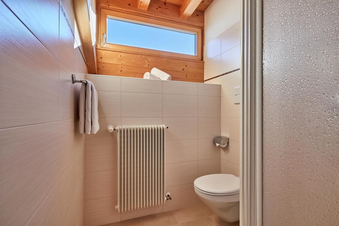 Standard Double or Twin Room,227316452:JPEG