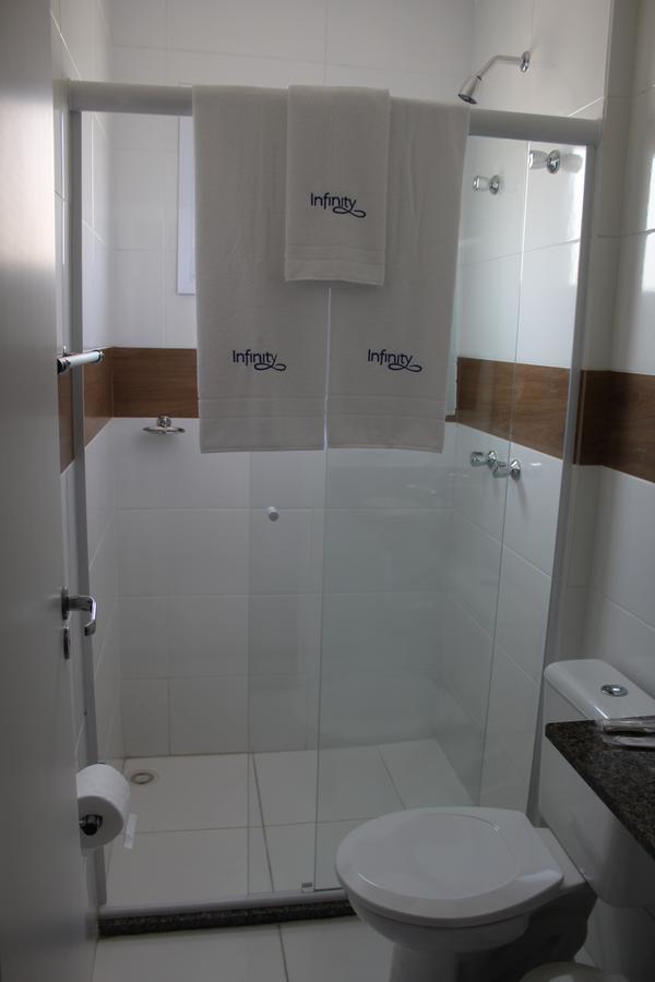 Twin Room,915705106:JPEG