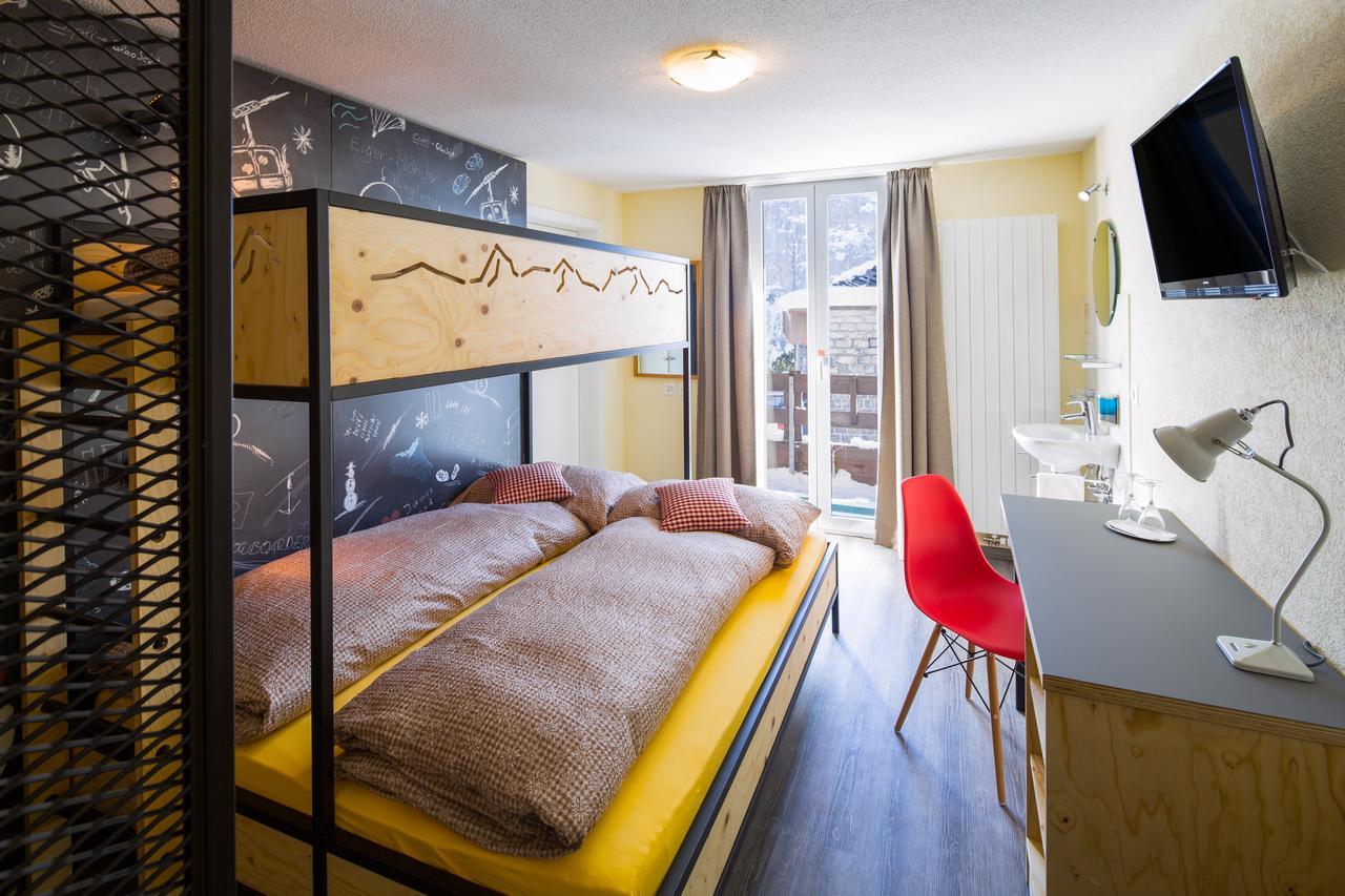 Twin Room,545250783:JPEG