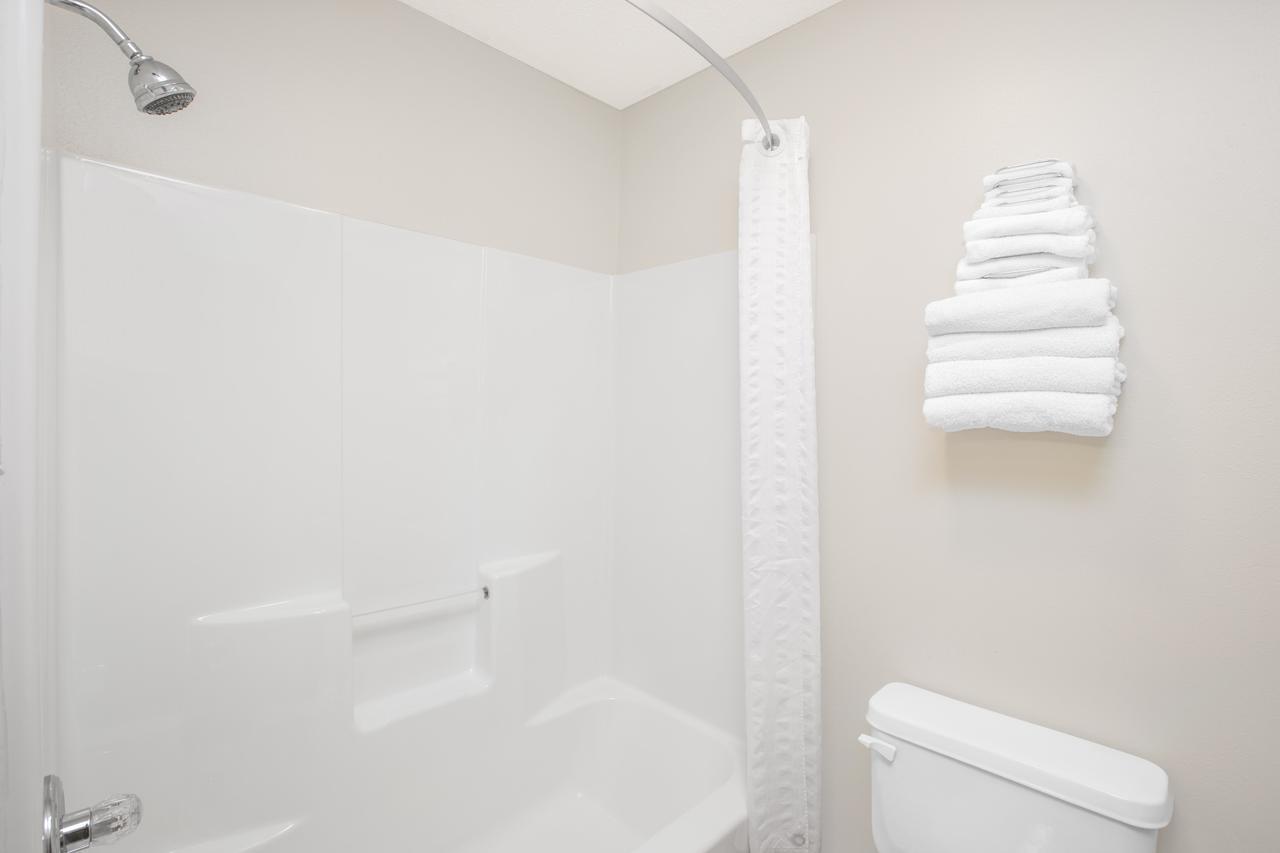 Double Room with Two Double Beds - Non-Smoking,981310714:JPEG