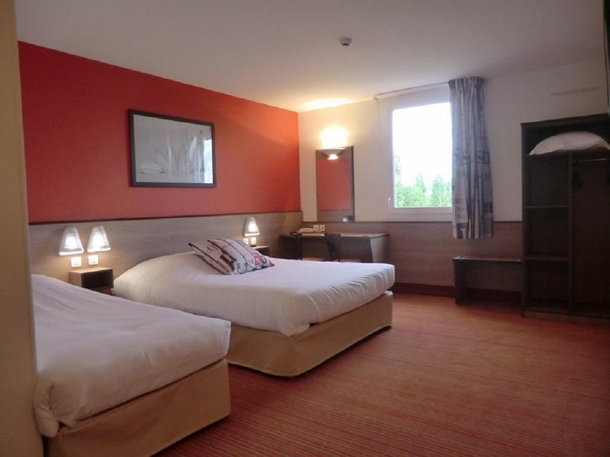 Triple Room,566856261:JPEG