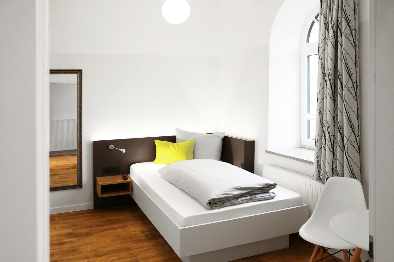 Single Room with Private Bathroom,624912415:JPEG