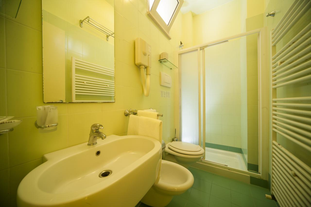 One-Bedroom Apartment with veranda,627058497:JPEG