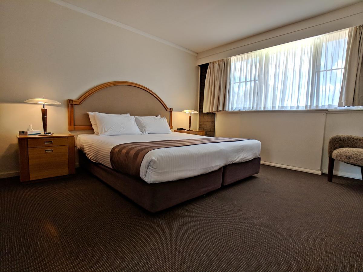 Budget King Room,1284072964:JPEG