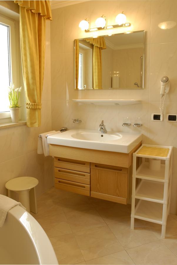 Standard Double Room,635477478:JPEG