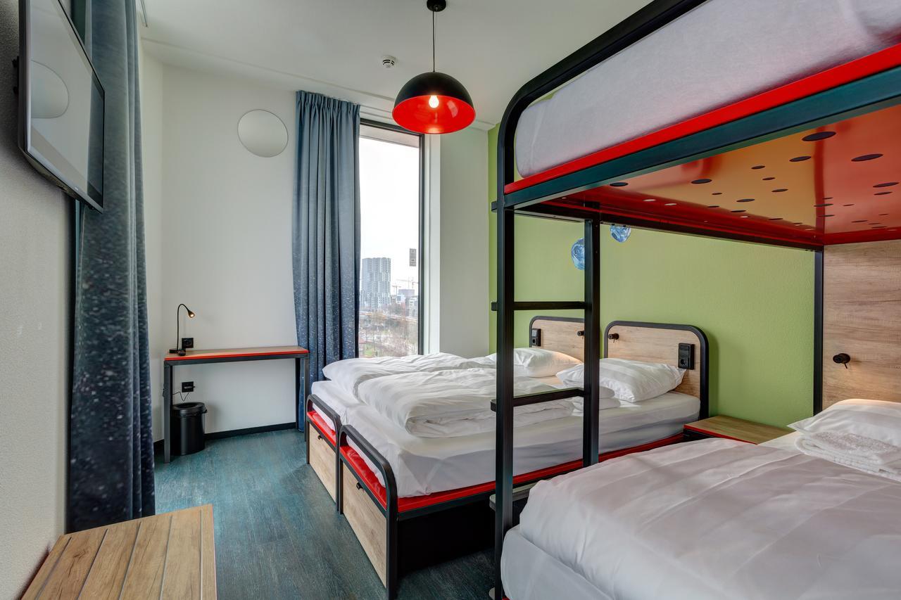 Twin Room,644435433:JPEG