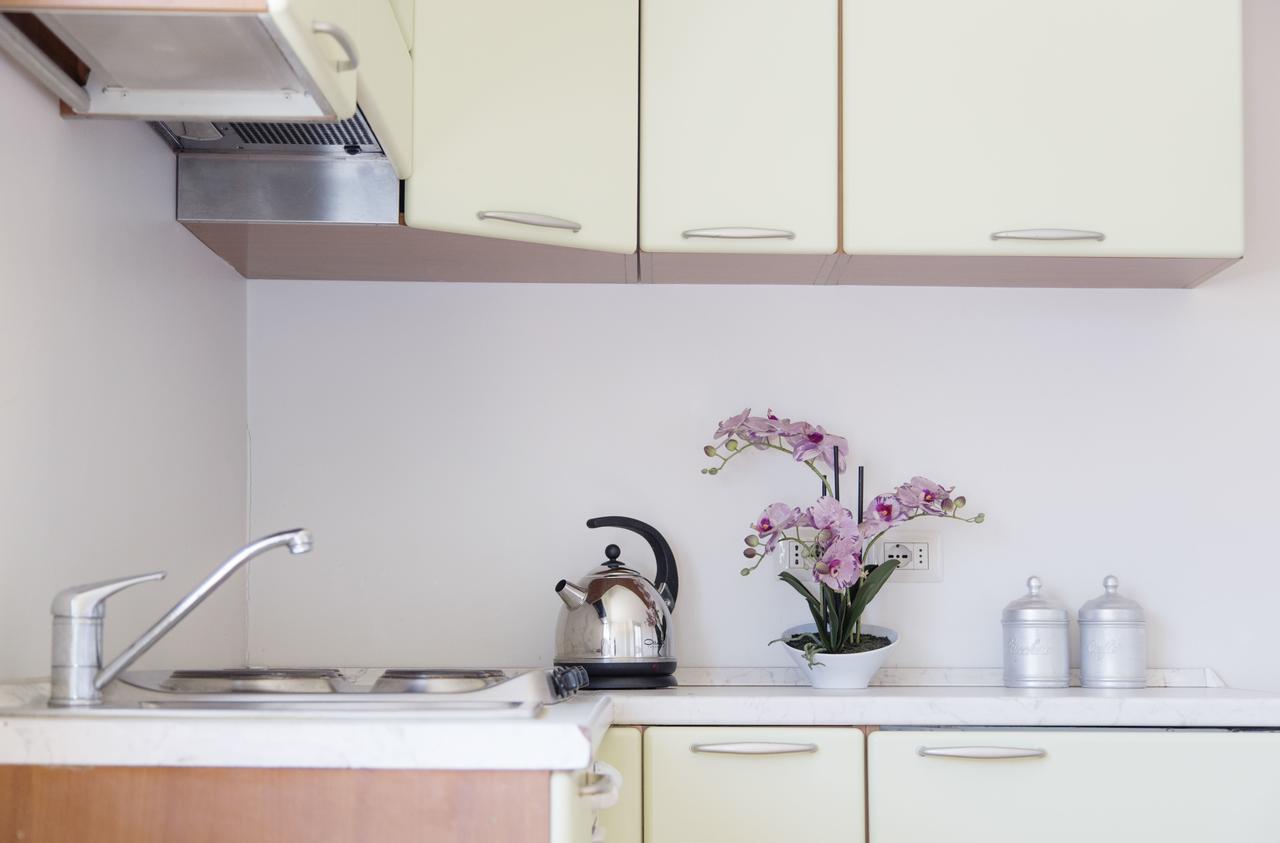 One-Bedroom Apartment - Annex,645789759:JPEG