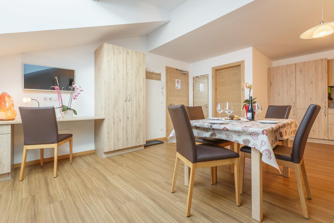 Superior Apartment with Sauna,654413079:JPEG