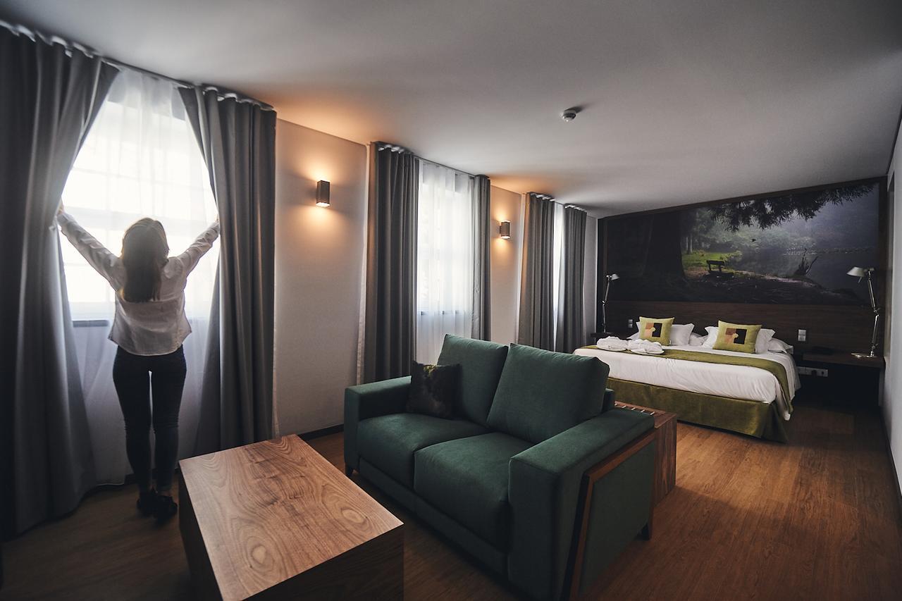 Deluxe Double Room,665685711:JPEG