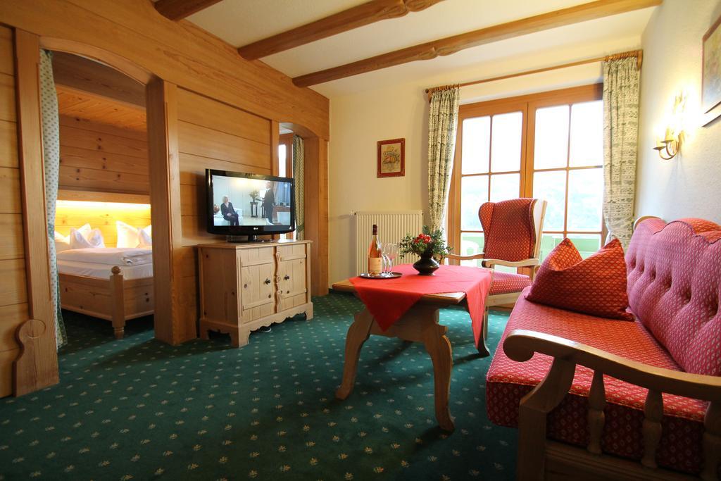 Large Double Room,68304431:JPEG