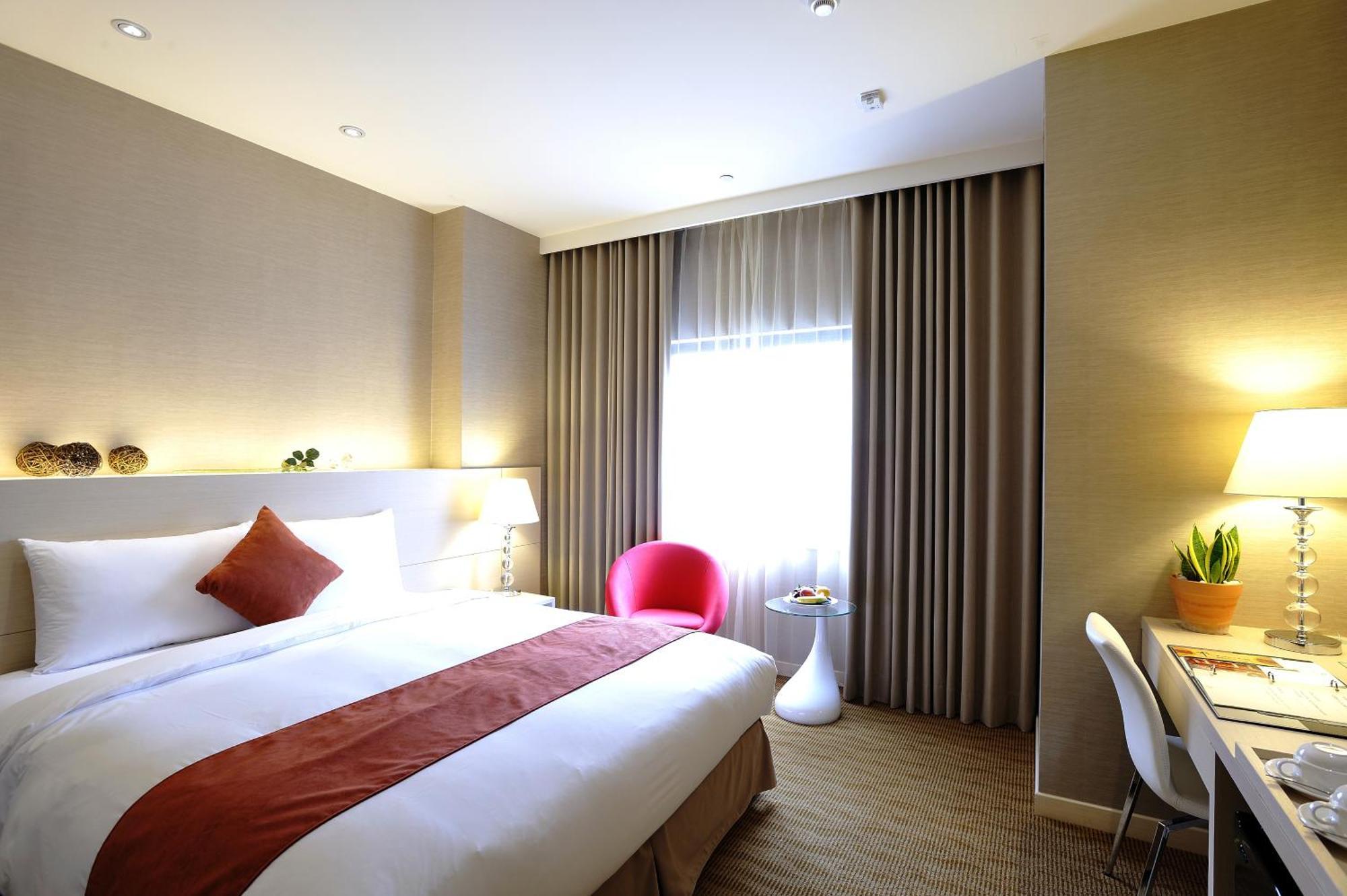 Deluxe Double Room,1626358874:JPEG
