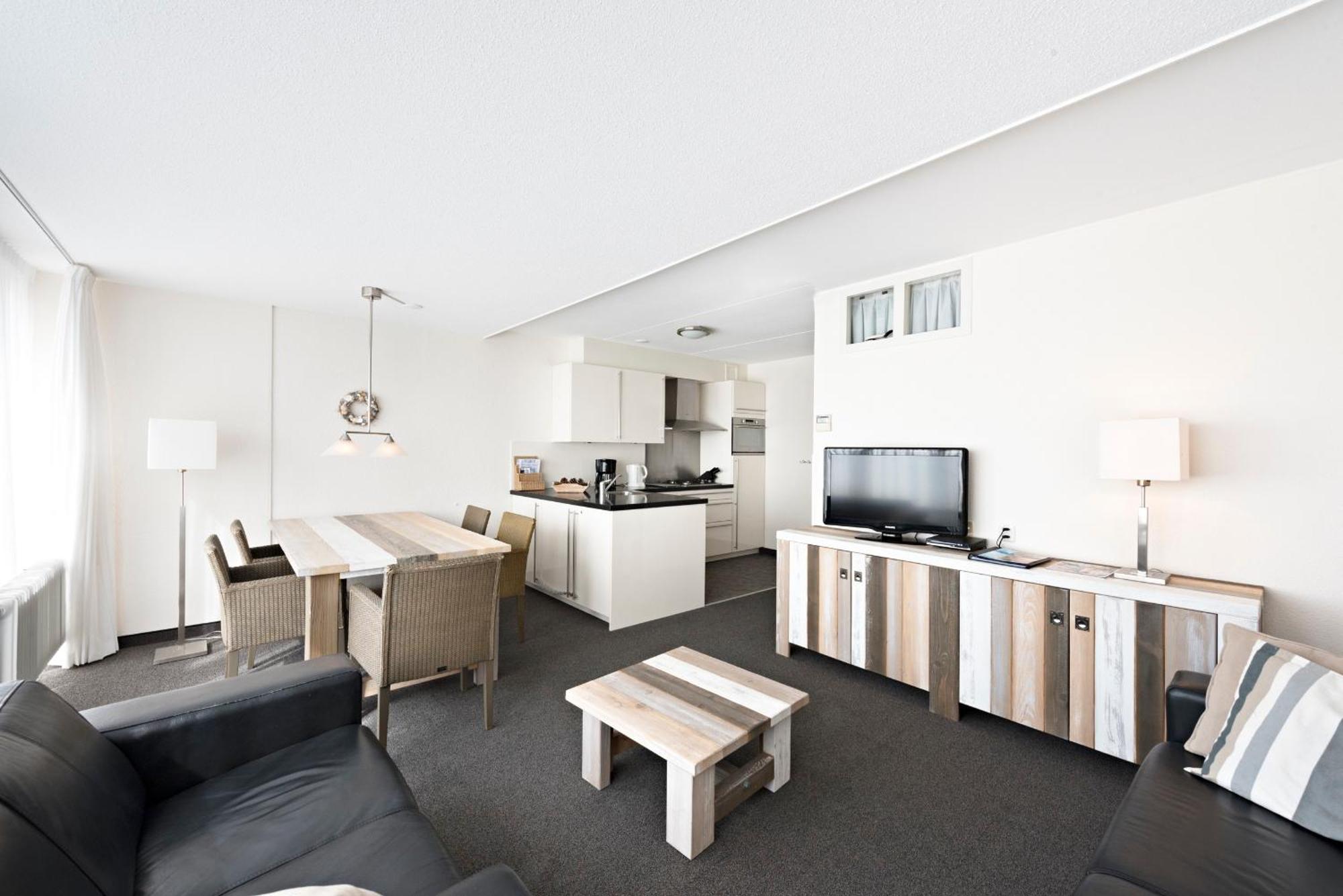 Apartment,640898928:JPEG