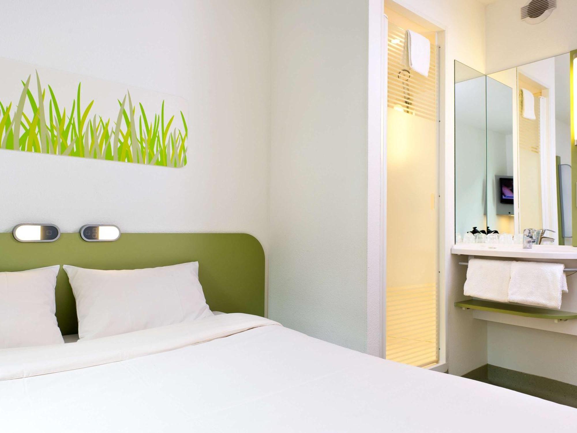 Double Room,710432323:JPEG