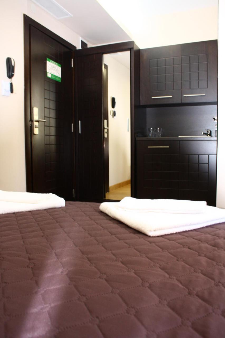 Budget Single Room,723422509:JPEG