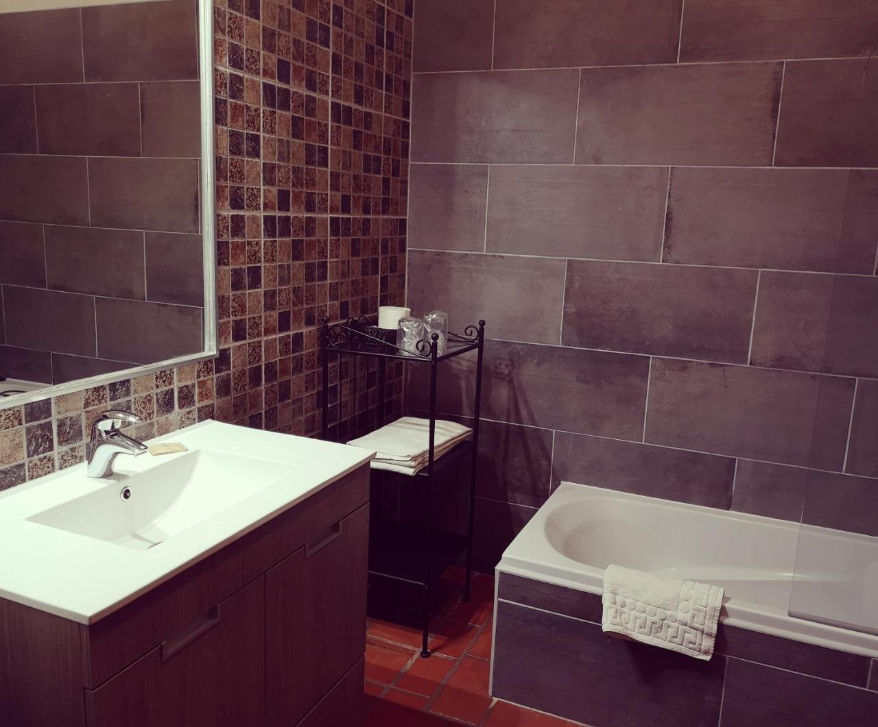 Double Room,990762895:JPEG