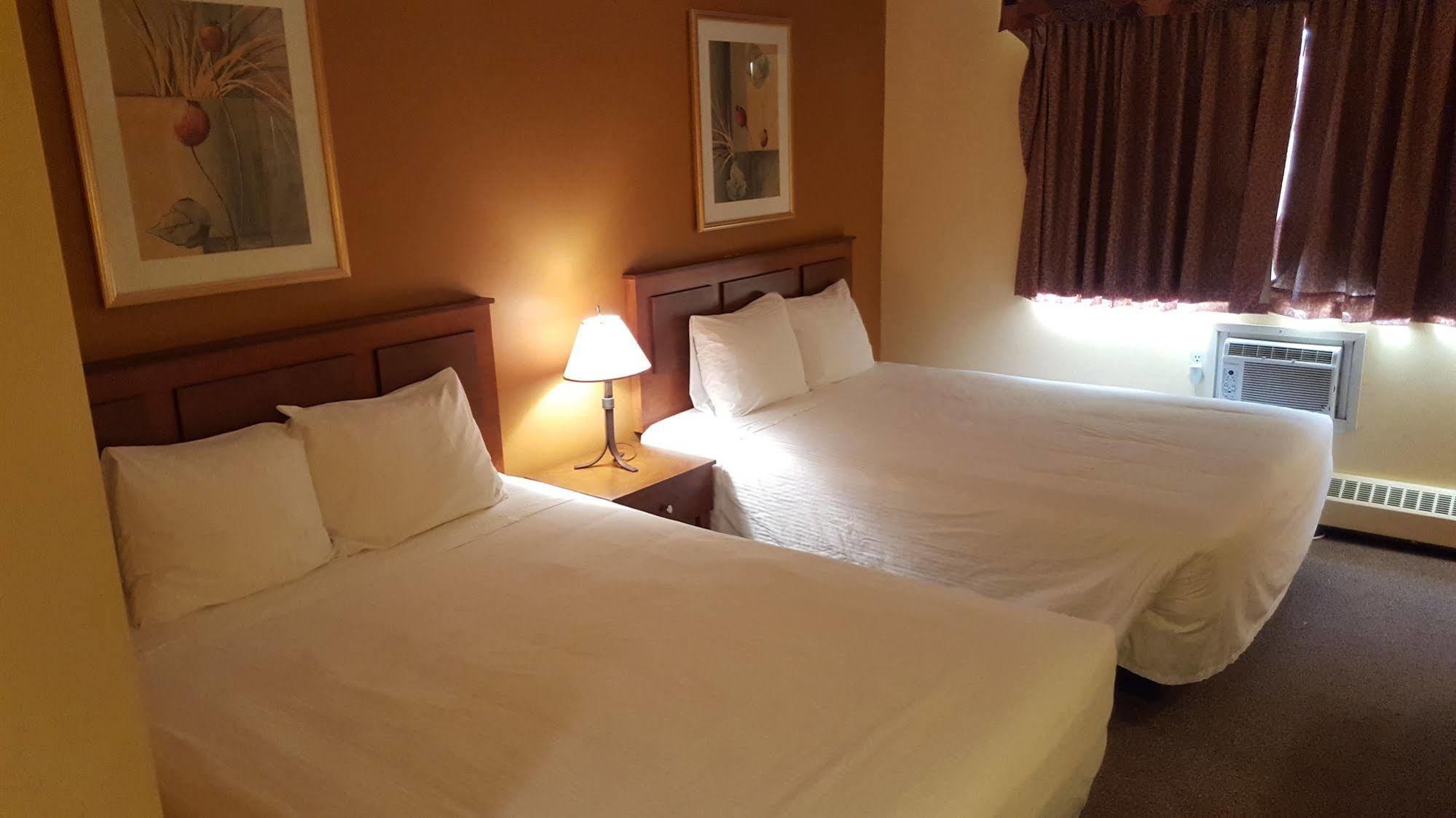 Queen Room with Two Queen Beds