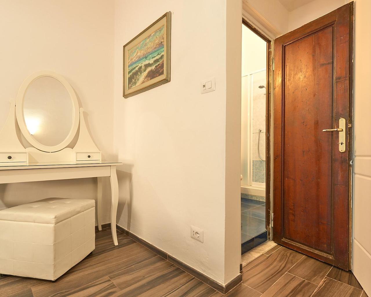 Double Room Private Bathroom,1498865824:JPEG